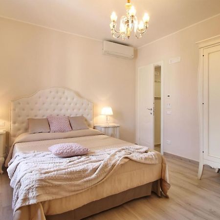 Lucca In Chic - No Ztl - Free Parking - Old City At 10Min By Walk Exterior photo