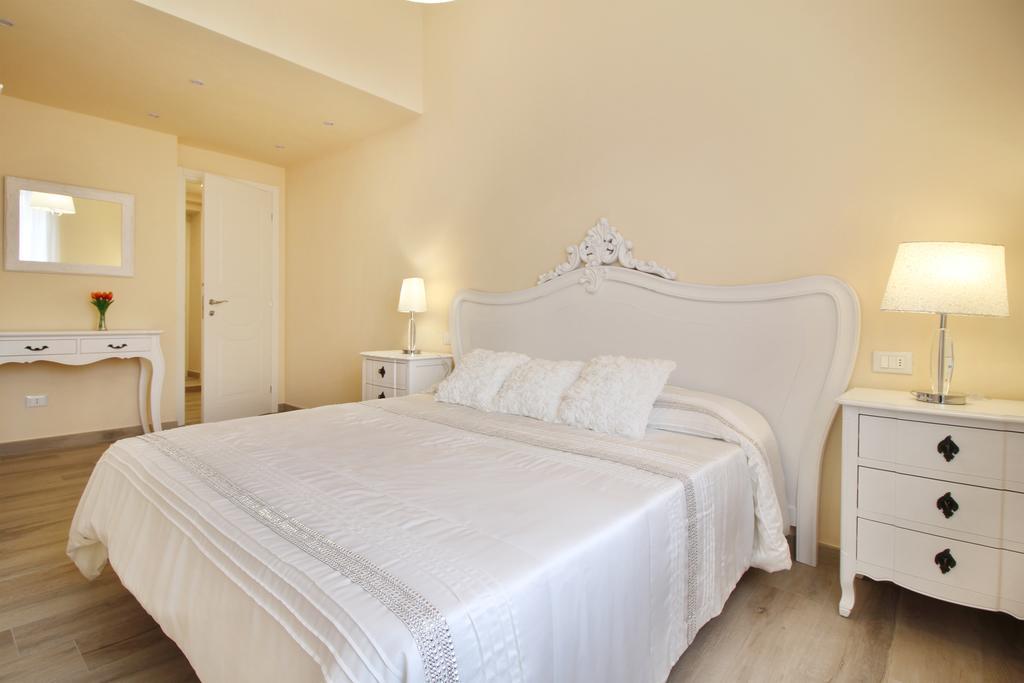 Lucca In Chic - No Ztl - Free Parking - Old City At 10Min By Walk Exterior photo